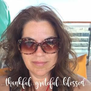 Meet your Posher, Deborah